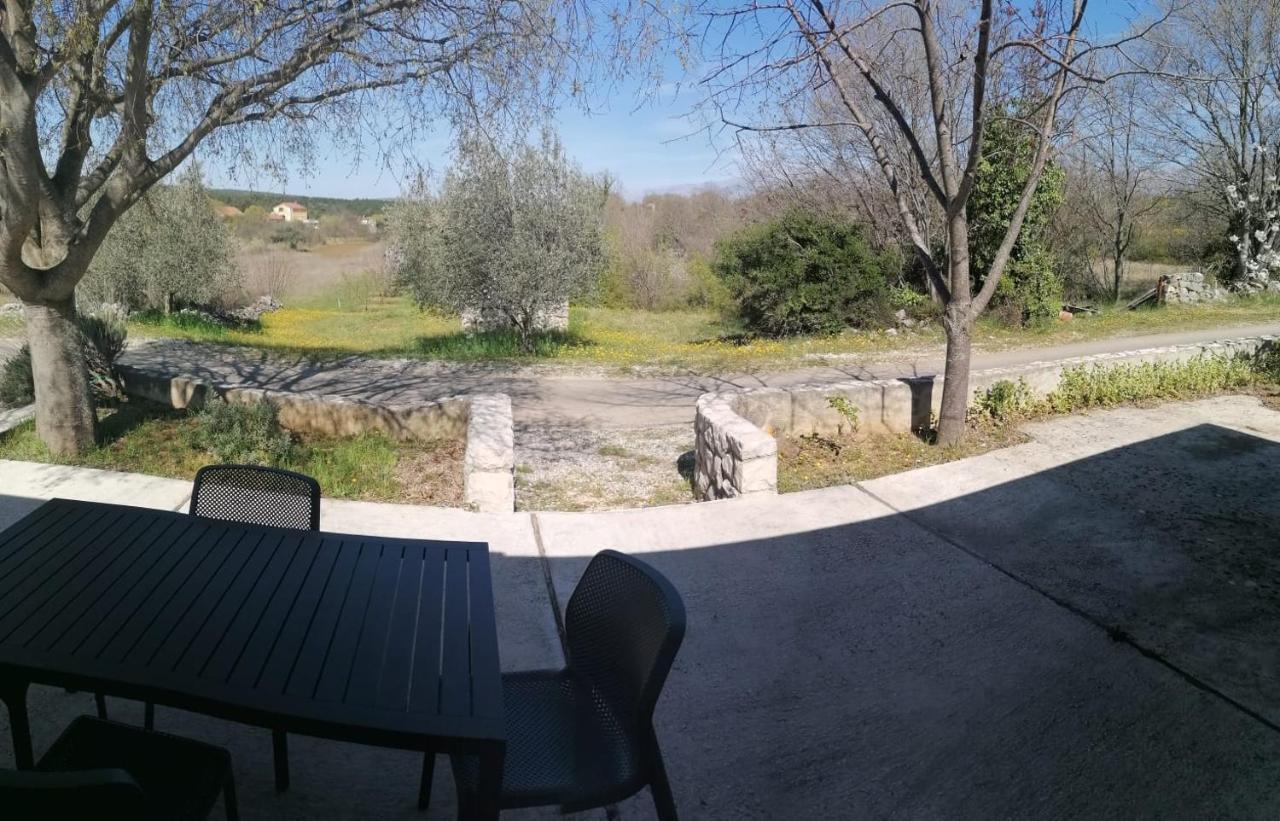 Robinson'S House Villa Kruševo Buitenkant foto